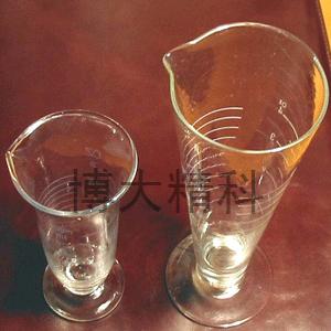20ml三角量杯